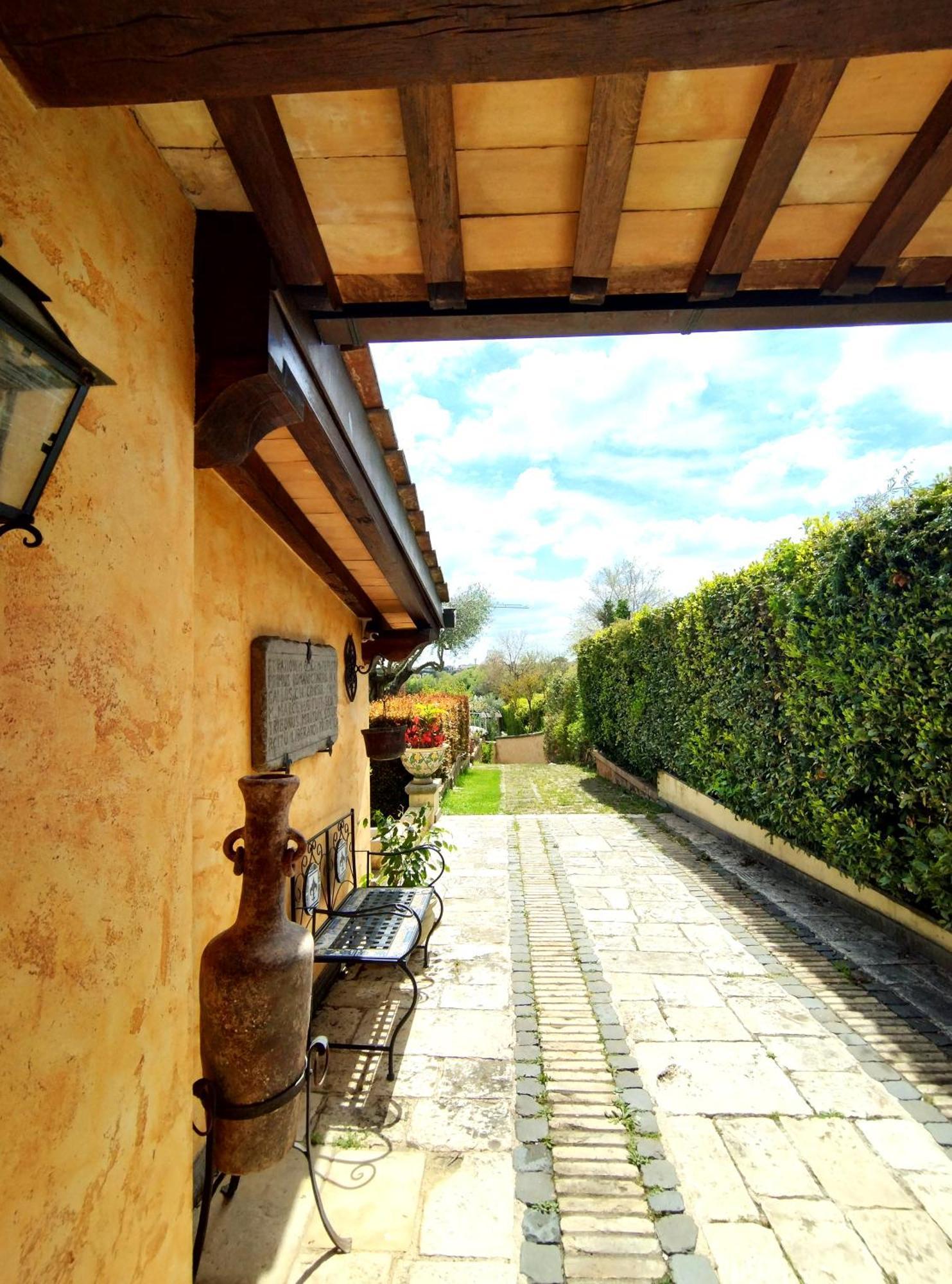 La Valle Dei Casali Com Rome Exterior photo