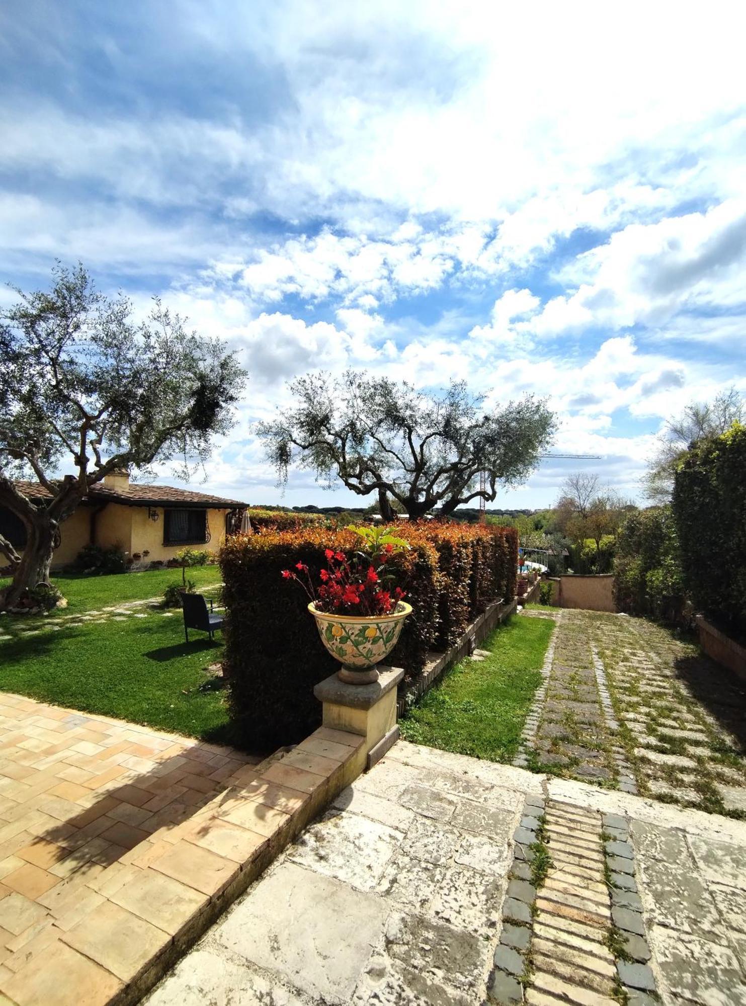 La Valle Dei Casali Com Rome Exterior photo